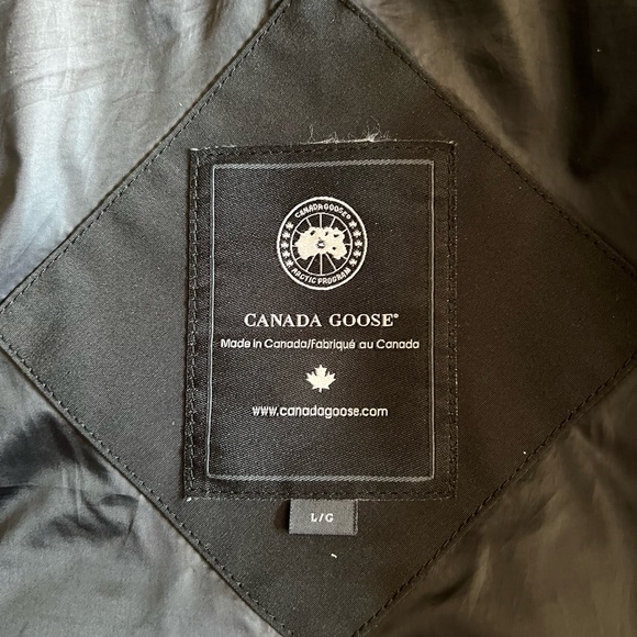 Canada Goose MacMillin Jacket - Picture 13 of 15